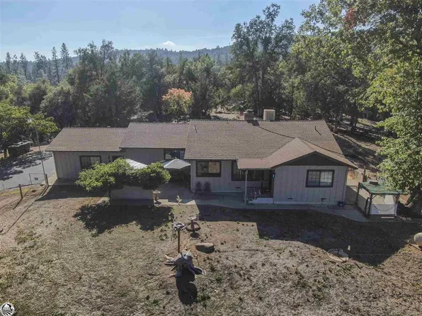 21801 Lyons Bald Mountain Rd, Sonora, CA 95370