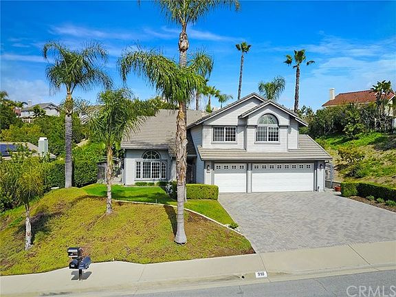 3rd image of 918 Leyland Dr