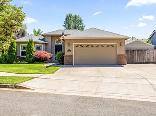 4795 Honeycomb Dr, Eugene, OR 97404