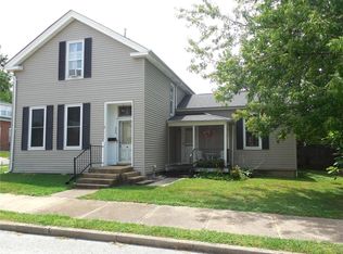 226 E 4th St, Washington, MO 63090