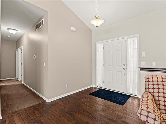 5th image of 27408 Pond Dr