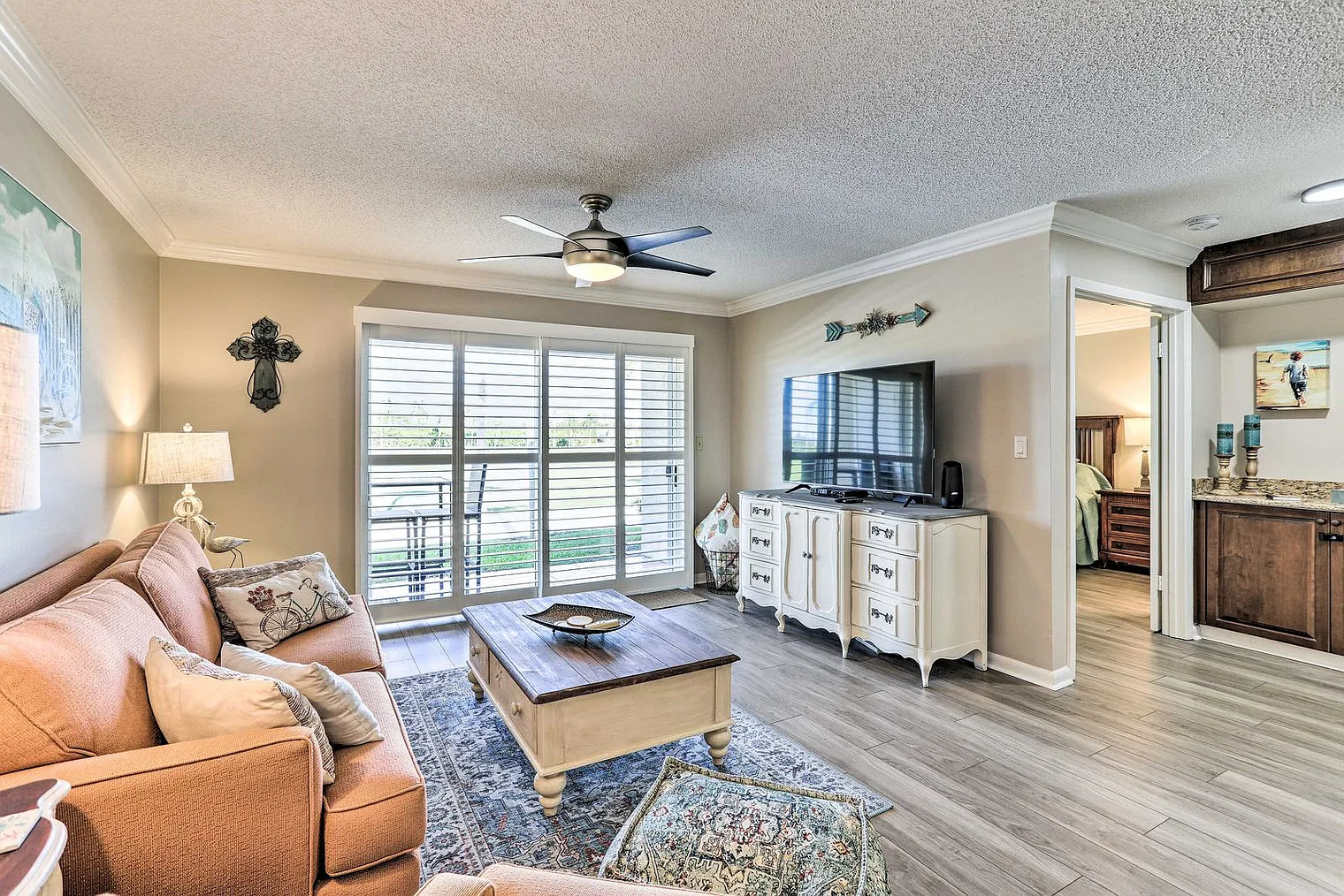 2 bed, 2.0 bath, 1140 sqft, $3,797 — Photo 3