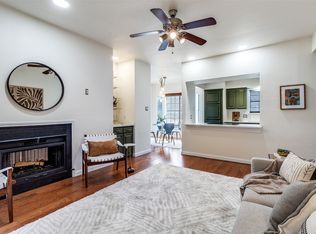 218 N Beacon St APT 102, Dallas, TX 75214