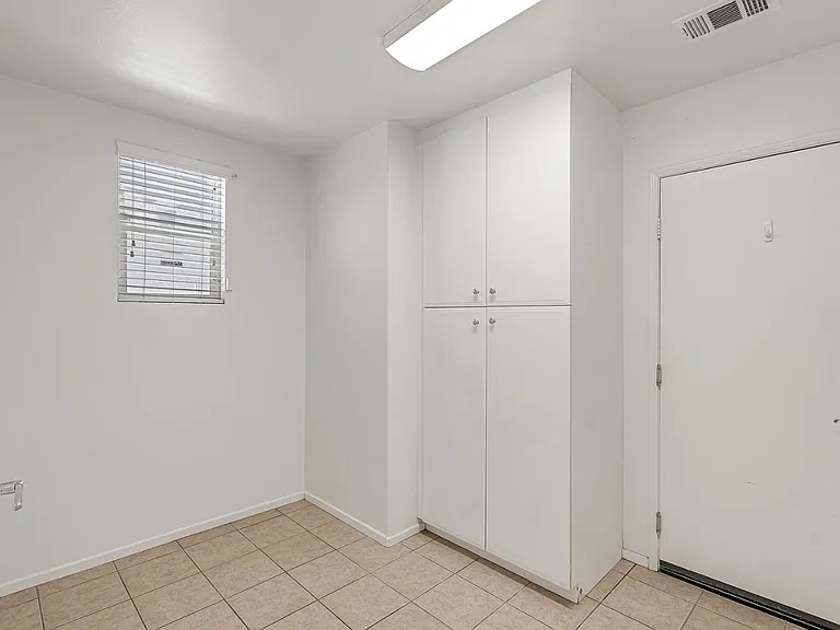 4731 W Avenue J4 — Photo 3