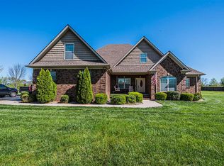 4638 Fairvue Farm Blvd, Bowling Green, KY 42104
