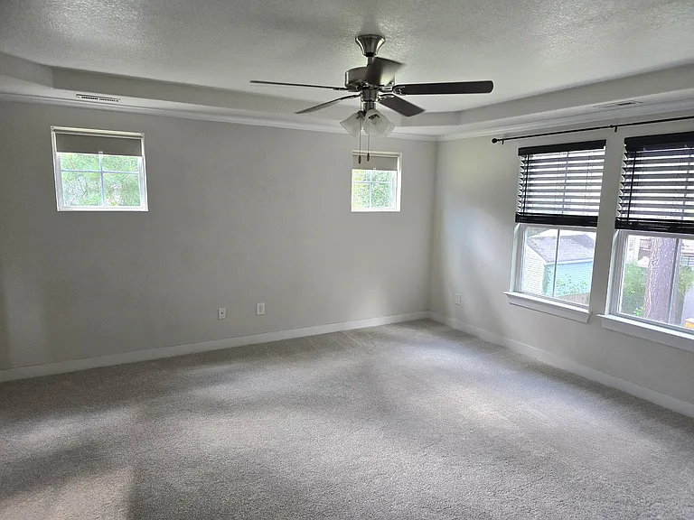 1021 Chattanooga St — Photo 3