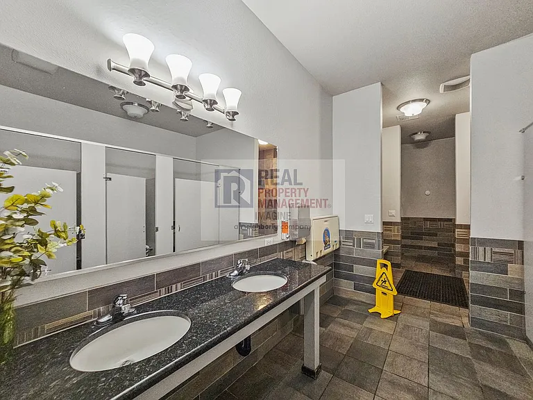 13207 97th Ave E #301 — Photo 37