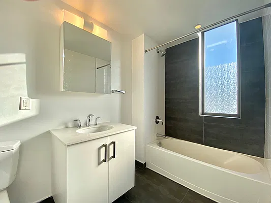 Rented by Astoria Realty | media 5