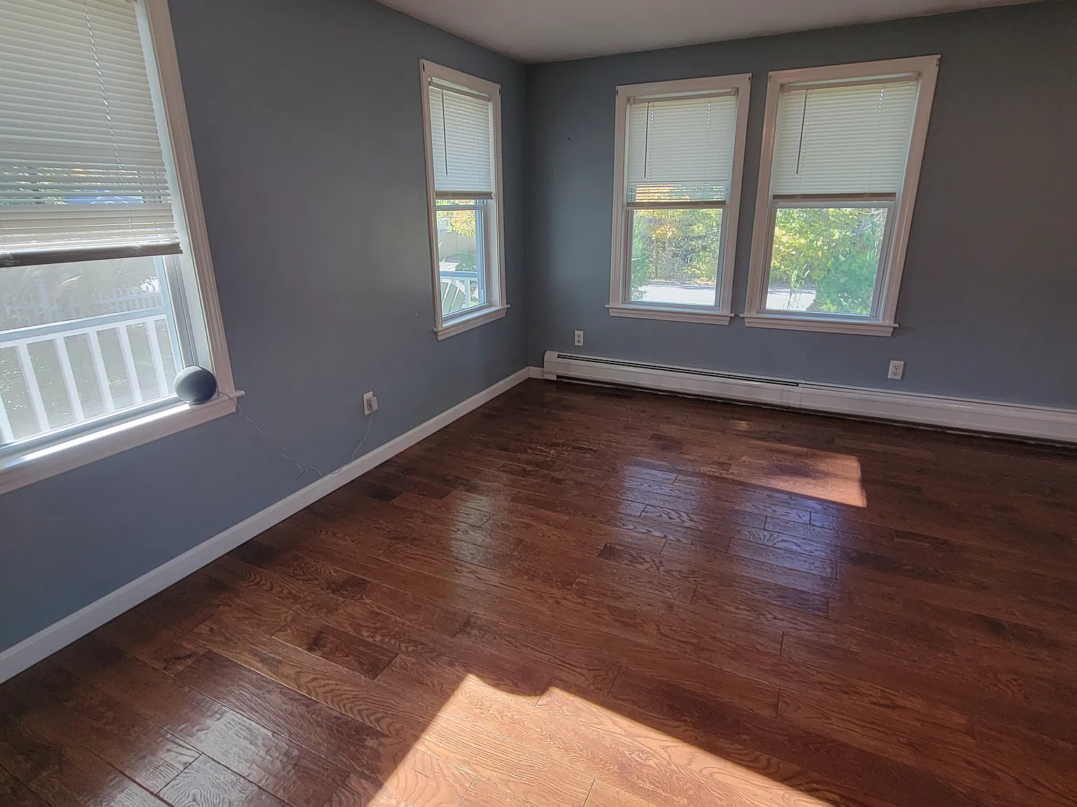 2 bed, 1200 sqft, $2,500 — Photo 2