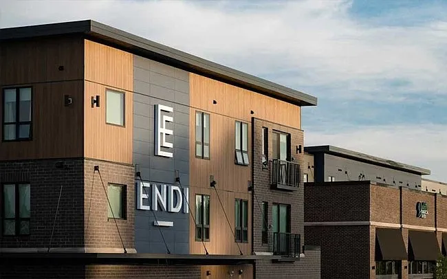 ENDI Plaza — Photo 2