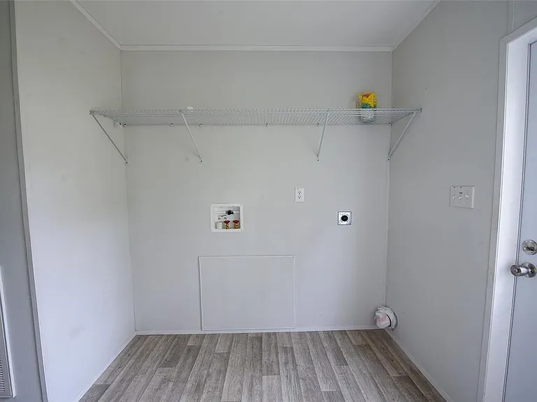 3205 J And J Manor Rd — Photo 10