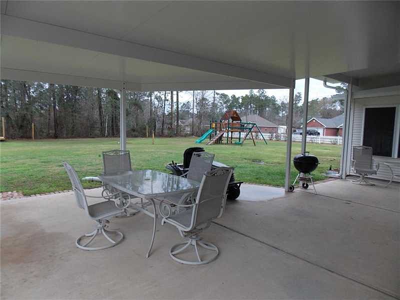 1st image of 101 Oak Downs Dr