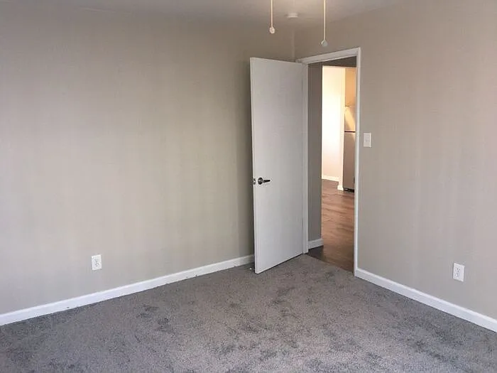 1395 Stardust St #4 — Photo 15