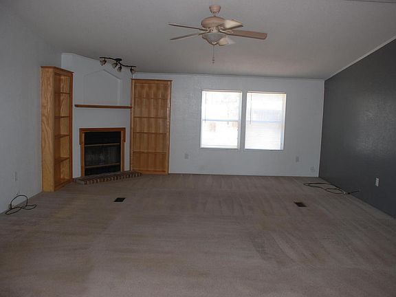 4th image of 150 Noble Ln