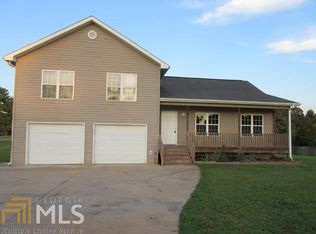 15 Topher St, Hartwell, GA 30643