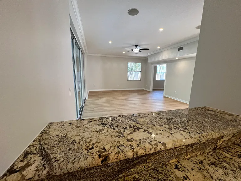 15509 Eastbourn Dr — Photo 29
