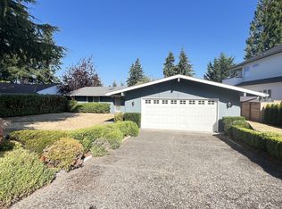816 168th Pl NE, Bellevue, WA