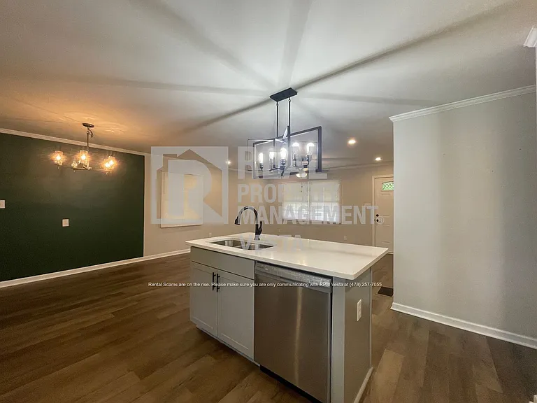4219 Wood Forest Pl — Photo 6