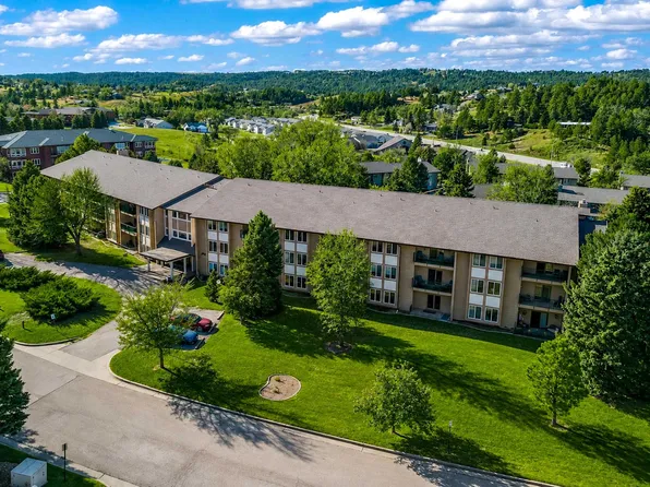 3964 Fairway Hills Dr, Rapid City, SD 57702