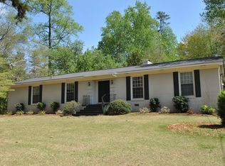 813 Ridgewood Ct, Opelika, AL 36801