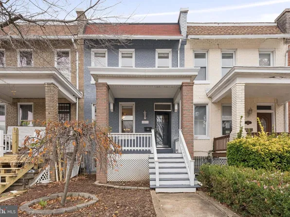 2215 2nd St NW, Washington, DC 20001