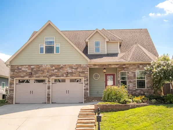 5606 Seagrove Ln, Hixson, TN 37343