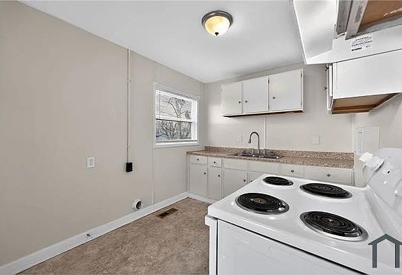 5th image of 4075 Middlehurst Ln