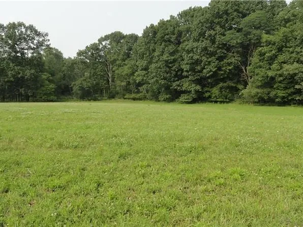 Pink Rd, Slippery Rock, PA 16057