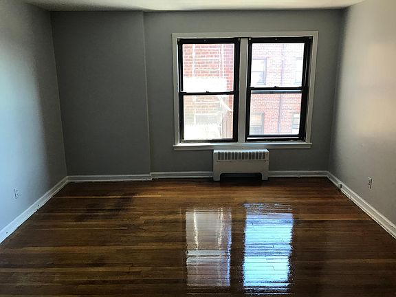 3rd image of 425 Mount Prospect Ave APT 419