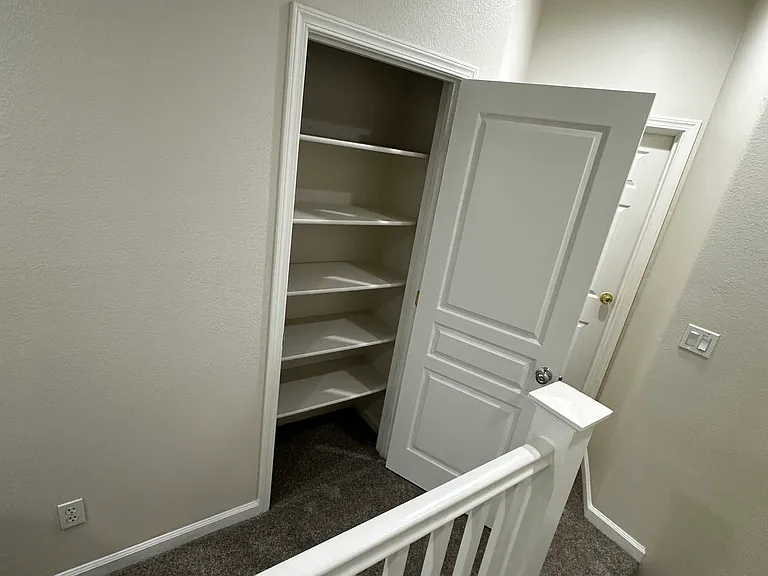 25502 Huntwood Ave — Photo 30