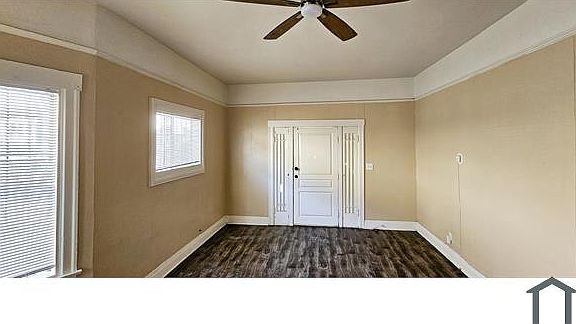 4th image of 638 W 74th St #638