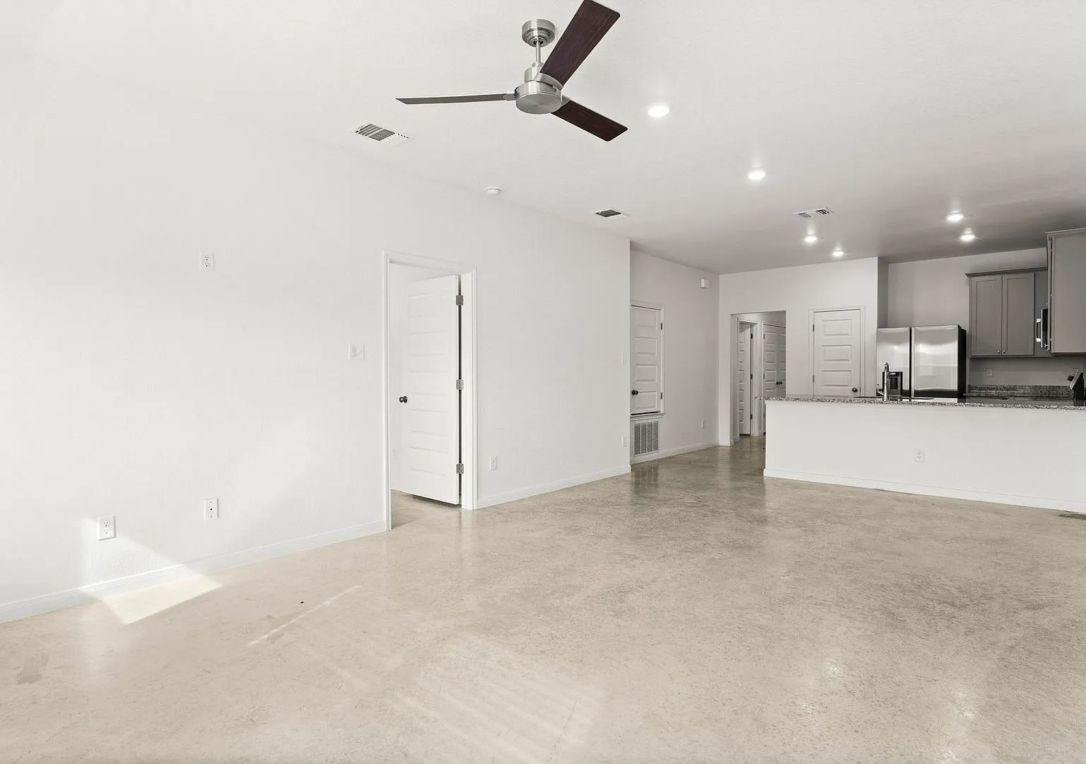 911 Cherry Laurel Ln. — Photo 4