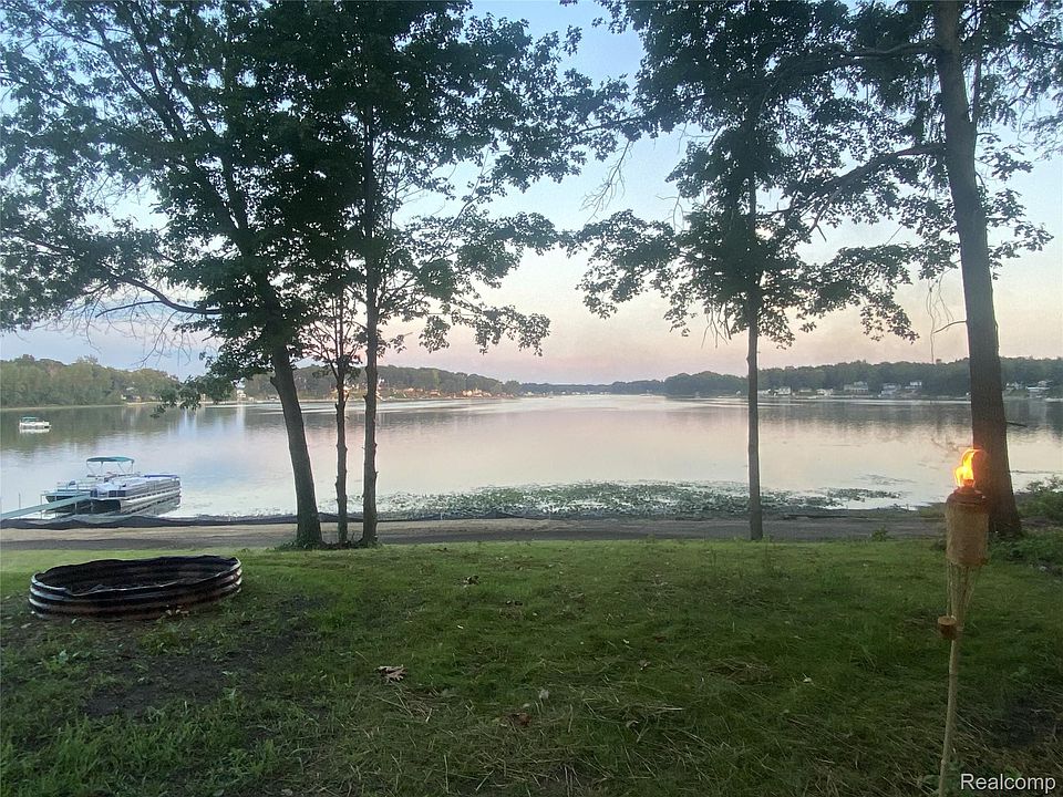 1st image of 11401 W Cannonsville Rd