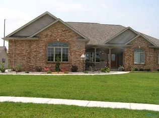 158 Maple Ln, Edgerton, OH 43517