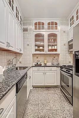 Rented by Corcoran | media 9