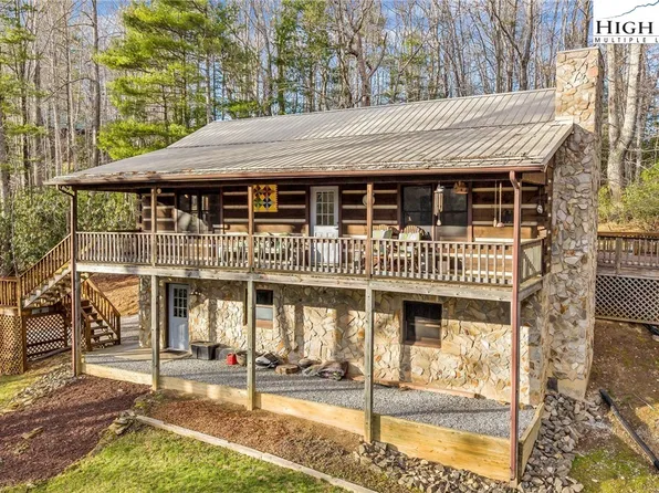 214 Deer Ridge Road, Crumpler, NC 28617