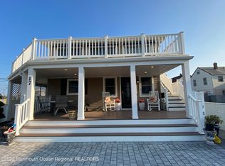 17 Sampson Ave, Seaside Heights, NJ 08751