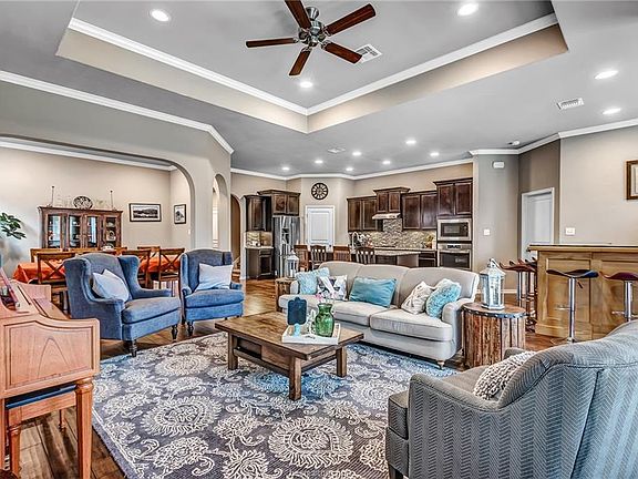 3rd image of 2606 Kinnersley Ct