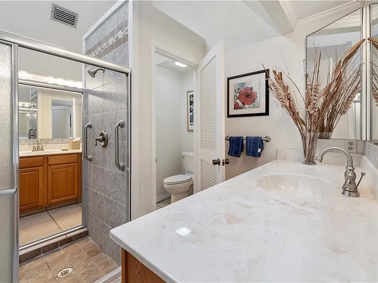 1330 Shorewinds Ln — Photo 32
