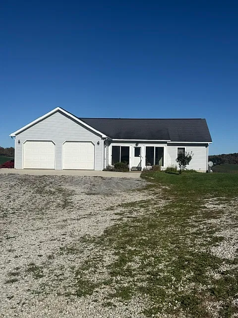 21240 Kline Road - 1 — Photo 4