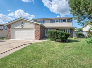 1460 W Jo Ann Ln, Addison, IL 60101