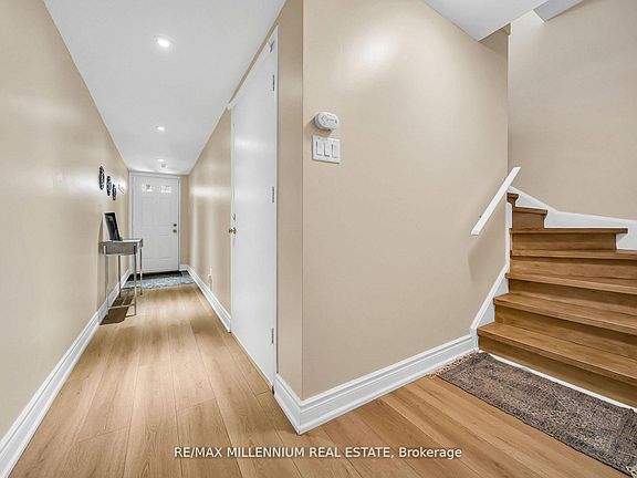 3rd image of 62 Cumberland Ln