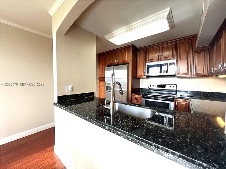 9451 Evergreen Pl #407 — Photo 8