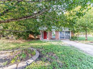 8318 Delmar St, White Settlement, TX 76108