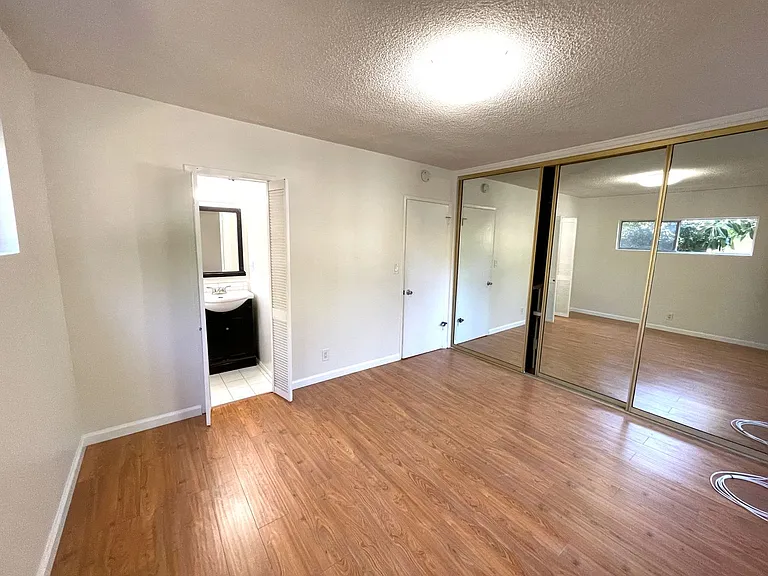 3607 Schaefer St — Photo 18