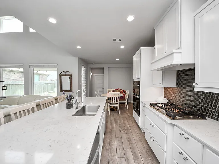 3815 Favor Forest Ct — Photo 19
