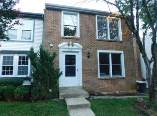 5557 Caithness Ct, Fairfax, VA 22032