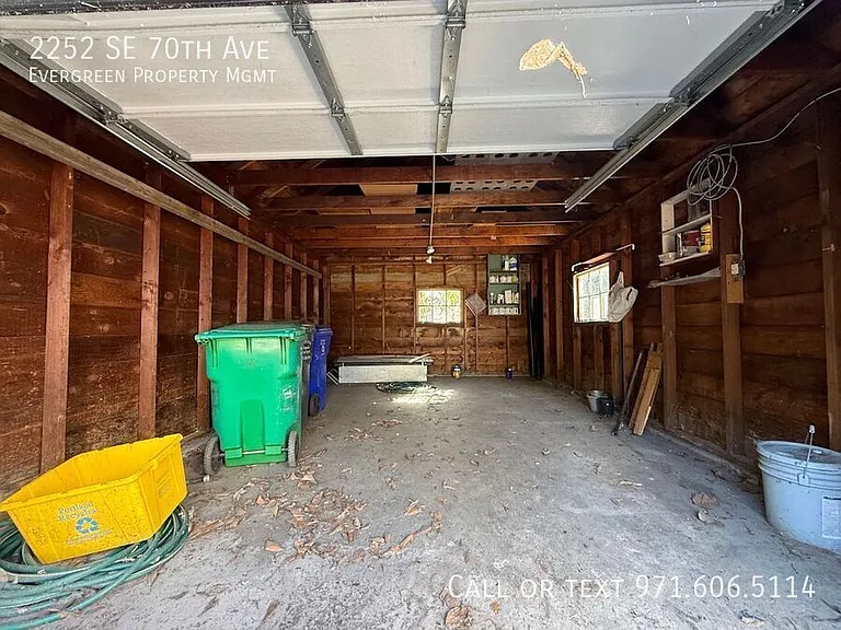 2252 SE 70th Ave — Photo 45