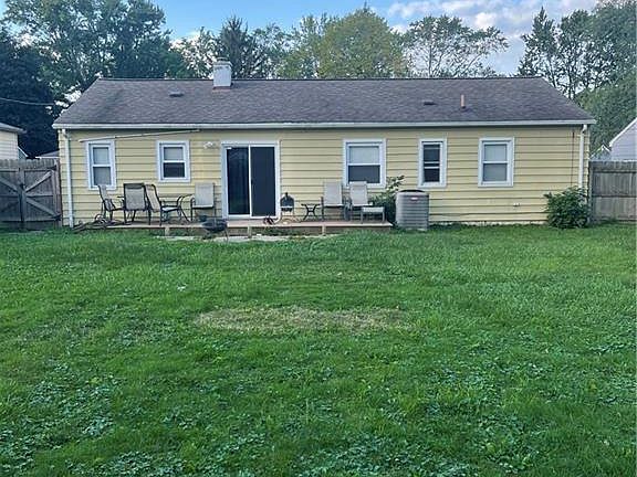 4th image of 9784 Newkirk Dr