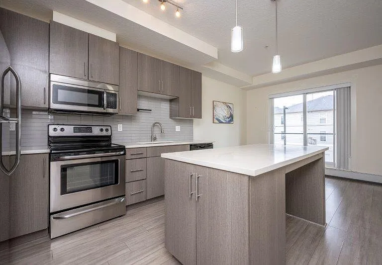 15233 1st St SE #213 — Photo 1
